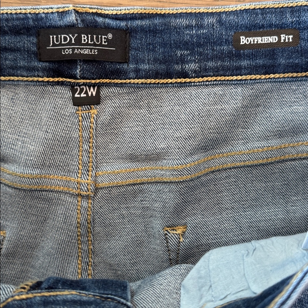 Judy Blue One Fine Day Boyfriend Fit Jeans Women’s 22W Non-Distressed Roomy Leg - Picture 5 of 16